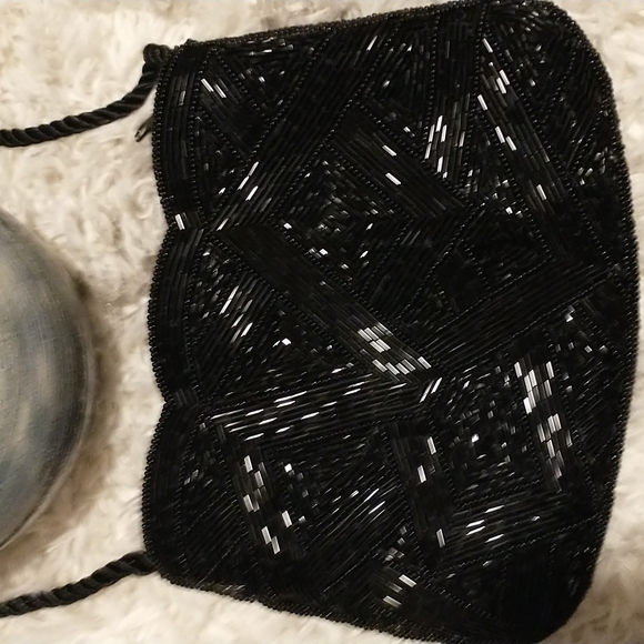 Black Vintage beaded/sequined lined crossbody purse - Picture 2 of 10